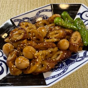 楽ラク手抜キッチン🐶🐾の作ってみた!投稿(シャキうま♪【れんこんとちくわの甘辛照り煮】)