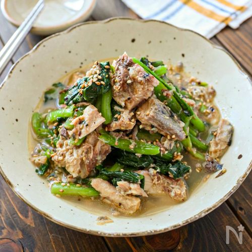 【帰宅5分でできる♡即席！鯖缶と小松菜ナムル】レンジで完結