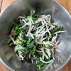 【栄養満点♡︎ほうれん草ともやしのナムル】の工程2