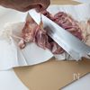 レモン香るシュクメルリ・鶏肉のガーリックチーズクリームの下準備