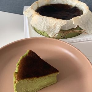 こっちゃんの作ってみた!投稿(【抹茶バスチー】濃厚抹茶が美味♡なめらかバスクチーズケーキ♪)