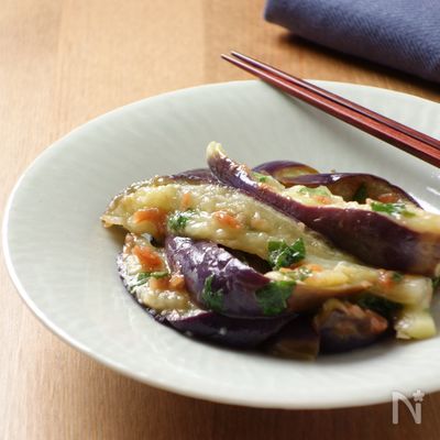 蒸しなすの梅ナムル