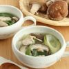 寒い日に飲みたい♪鶏もも肉と椎茸の中華風とろみ生姜スープ