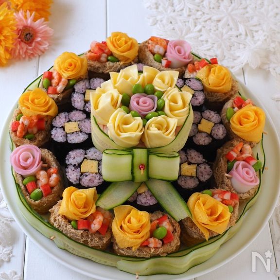 パーティーやお祝いに！取りやすい寿司ケーキ