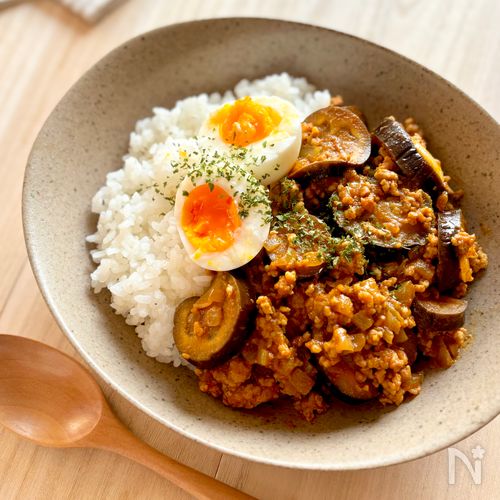 フライパン1つで簡単！お手軽♬ナスとひき肉のカレー･:*