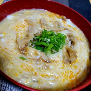 ヴェルの作ってみた!投稿(やみつきになる味!!サンラーそうめん)