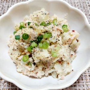 よっこの作ってみた!投稿(5分で完成！【和風ツナポテトサラダ】材料4つで簡単♩)