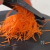 これは革命的!【ピリ辛しりしり】の工程1