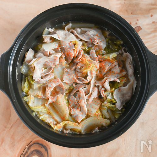 まとめて加熱するだけ！豚肉と白菜の重ね蒸し
