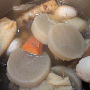 はるはるの作ってみた!投稿(おでんのつゆはこれで決まり!簡単おでんとレンチン大根の下茹で)