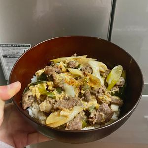 ケの作ってみた!投稿(【甘辛牛すきたまご丼】ご飯が進む！満足丼♡)