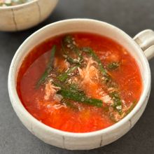 卵白消費にも♪【ニラと卵白のトマトスープ】