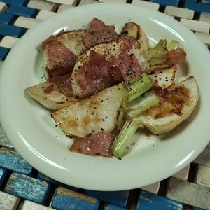 M＊Pの作ってみた!投稿(【かぶとベーコンの香ばしにんにく醤油炒め】今日のおつまみ)