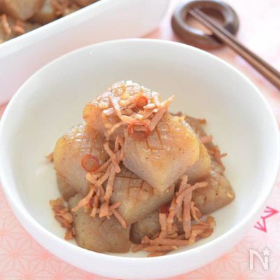 作り置きに♡こんにゃくのピリ辛ベーコン醤油炒め　