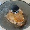 しょうが香る甘辛だれ!【鶏もも肉の照り焼き】の工程2