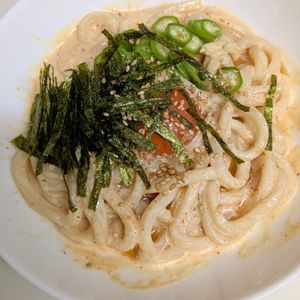 makiの作ってみた!投稿(10分で！明太クリーム釜玉うどん)