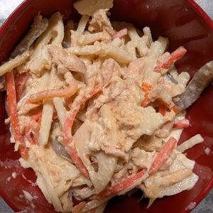 兎銀リブの作ってみた!投稿(激うま!ごぼうとにんじんの濃厚ツナマヨサラダ)