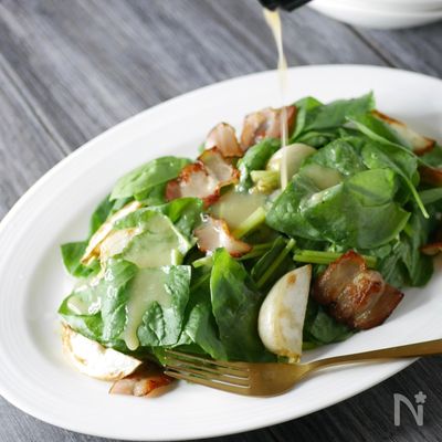 焼きカブとカリカリベーコンのサラダ