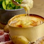 丸ごと焼くだけ簡単！【極上のチーズフォンデュ】