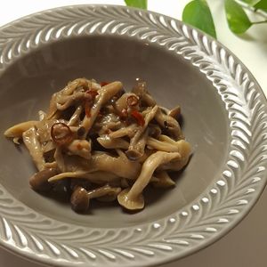 とのちゃまの作ってみた!投稿(簡単やみつき！舞茸としめじのナムル【レンジでできる3分副菜】)