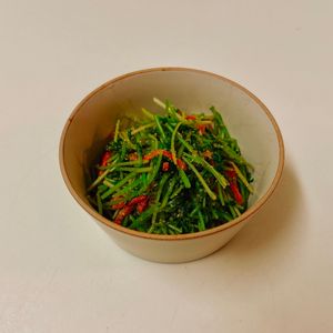 りんの作ってみた!投稿(【豆苗のごま和え】豆苗嫌いな娘が完食！)