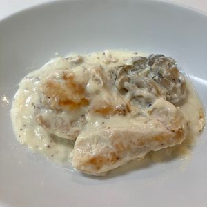 (・∀・)コロンの作ってみた!投稿(鶏むね1枚で！ビストロ級マスタードクリームチキン)