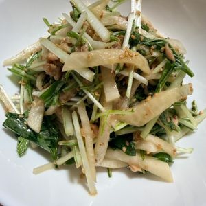 ゆっこの作ってみた!投稿(やみつき!居酒屋風♪『大根と水菜のシャキシャキサラダ』)