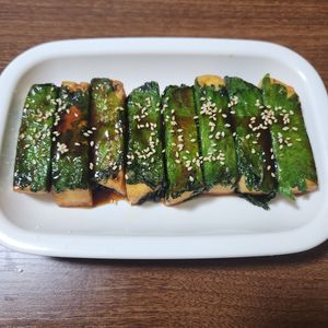 とももの作ってみた!投稿(【調味料２つで簡単♪】絹揚げの大葉照り焼き)