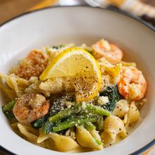 えびとほうれん草の豆乳&マスタードソースパスタ