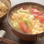 トマトとキャベツのおみそ汁