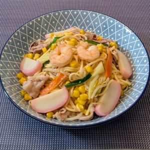 𝔂𝓾𝓶𝓲🍓の作ってみた!投稿(焼きそば麺で簡単５分♪
絶品焼きちゃんぽん)