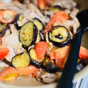 きーたんの作ってみた!投稿(＼子どもウケ抜群／ワンパン10分【豚こま茄子のトマト煮】)