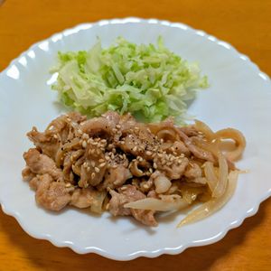 ゆきまる🐬🫧の作ってみた!投稿(定番調味料でがっつり♪【豚こまと玉ねぎのスタミナ焼き】)