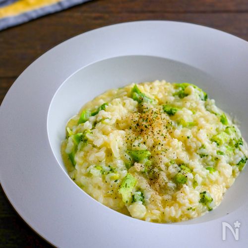 レンジで完結！ブロッコリーチーズリゾット