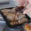紅生姜で驚愕の美味しさ！【新玉ねぎと紅生姜チーズの肉巻き】の工程8