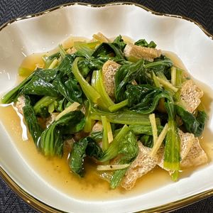 楽ラク手抜キッチン🐶🐾の作ってみた!投稿(【チンゲンサイと油揚げの中華風煮びたし】中華献立に♪)