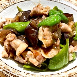 michuの作ってみた!投稿(美味しすぎる♡【豚なすピーマンのオイポン炒め】)
