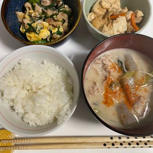 yの作ってみた!投稿(とろ〜り豚ニラ玉あんかけ炒め)