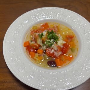 こむぎの作ってみた!投稿(コンソメなしで野菜の甘みを味わう【ミネストローネ】野菜消費に)
