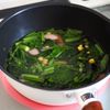 子どもが喜ぶ【ほうれん草とウインナーのスープ】の工程2