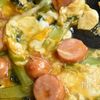 【小松菜とウインナーの甘辛丼】ごはんがすすむ簡単丼！の工程3