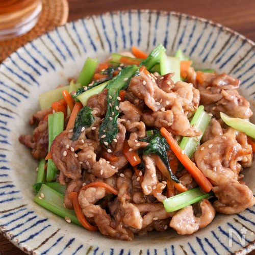 【簡単でお弁当にも♪】豚肉と小松菜のオイスターソース炒め