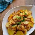 新じゃがと鶏肉の旨だしコンソメマスタード炒め