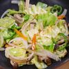 行列の定食屋さんの🍚たっぷり野菜のポークチャップ定食🤩の工程3