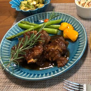 ヨウコばぁばの作ってみた!投稿(スペアリブのバルサミコ煮込み)