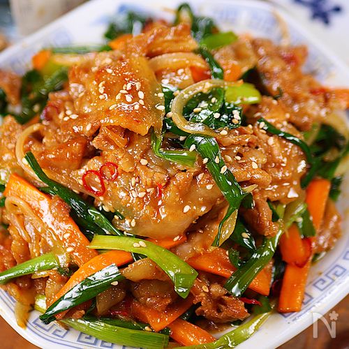 行列の定食屋さんの🍚夏のスタミナ🤩豚バラ濃厚味噌プルコギ