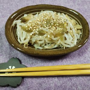 M＊Pの作ってみた!投稿(もやしとザーサイの🥗ねぎ塩うまだれナムル😋🍺)