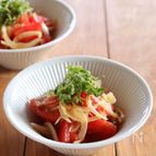 新玉ねぎとトマトの香味和え