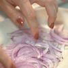 暑くなると食べたくなる‼︎『マグロの薬味カルパッチョ』の工程1
