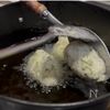 ピザ屋のあの味！カリッともっちり♪ゼッポリーネの工程3